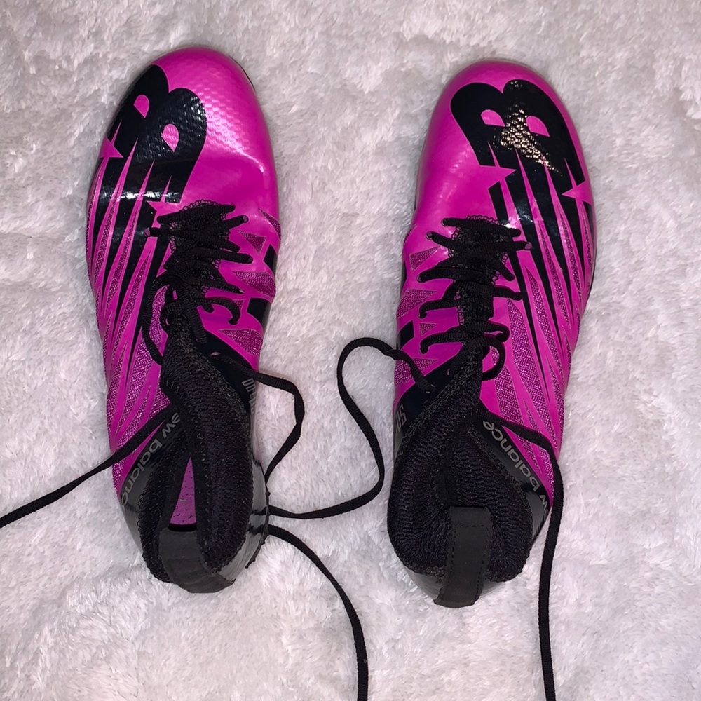 New Balance mid-distance spikes